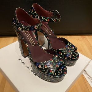 Marc Jacobs platform heels